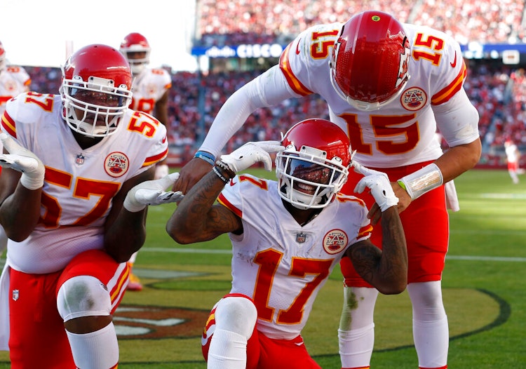 Week 9 NFL: 10 Best Player Props For Sunday November 6, 2022