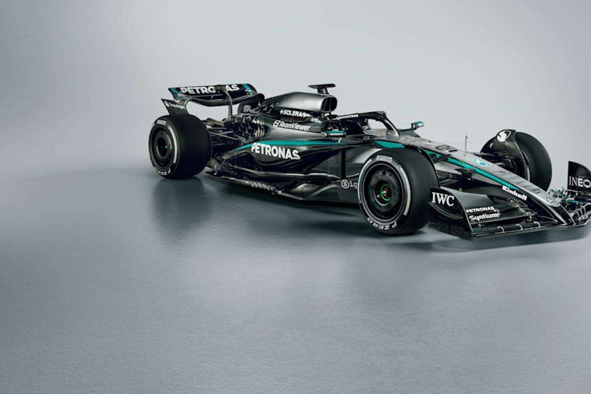Mercedes F1 W16 - Mercedes-AMG PETRONAS F1 Team