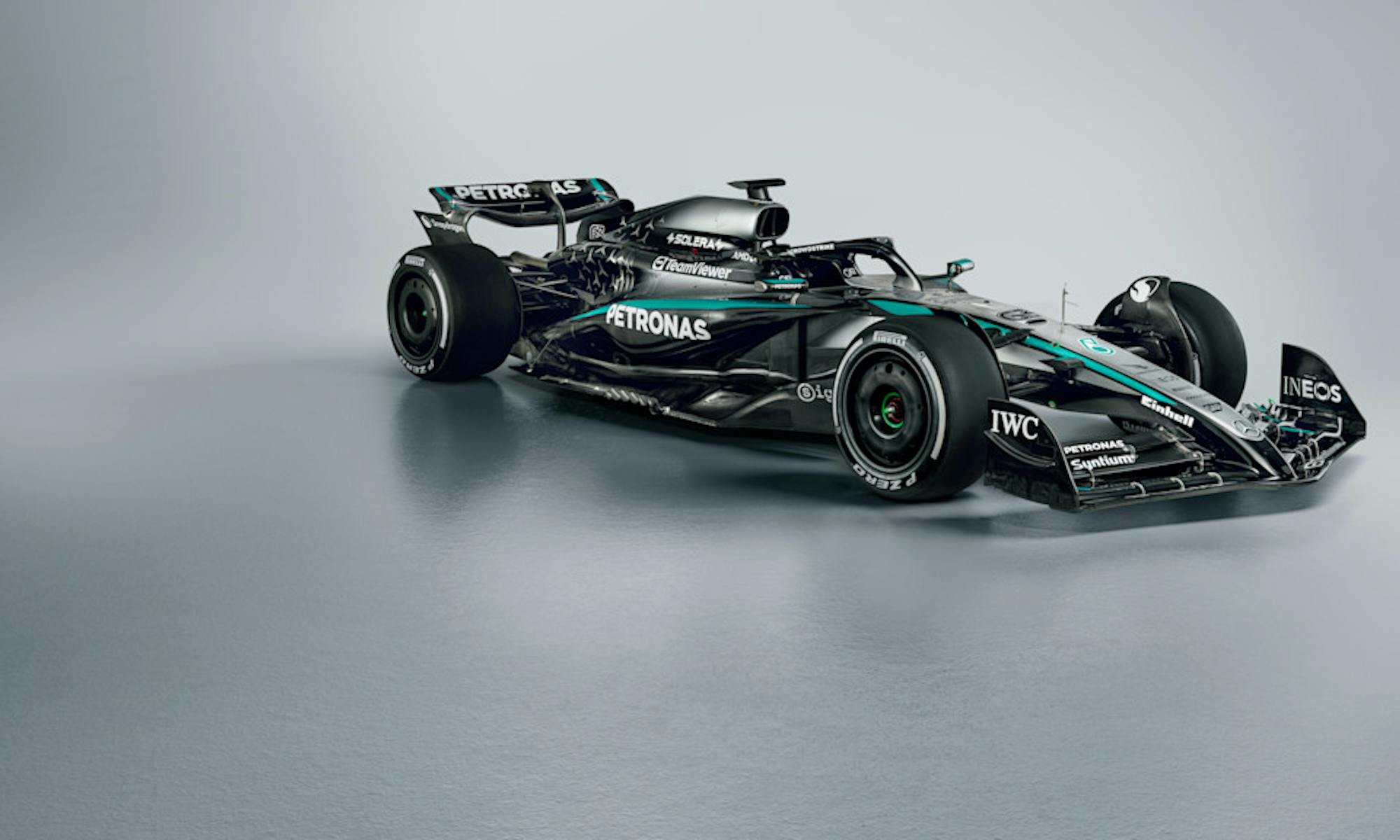 Mercedes F1 W16 - Mercedes-AMG PETRONAS F1 Team