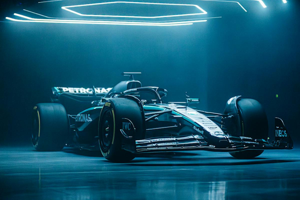 Explore the F1 W16 - Mercedes-AMG PETRONAS F1 Team