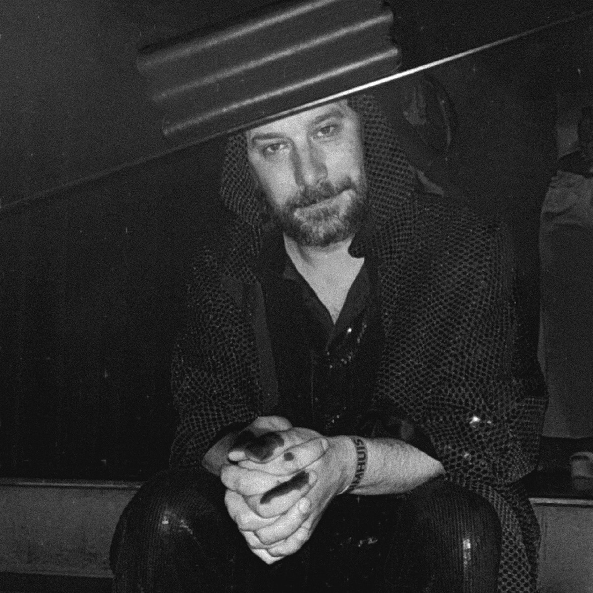 A Dutch Perspective: Arp Frique