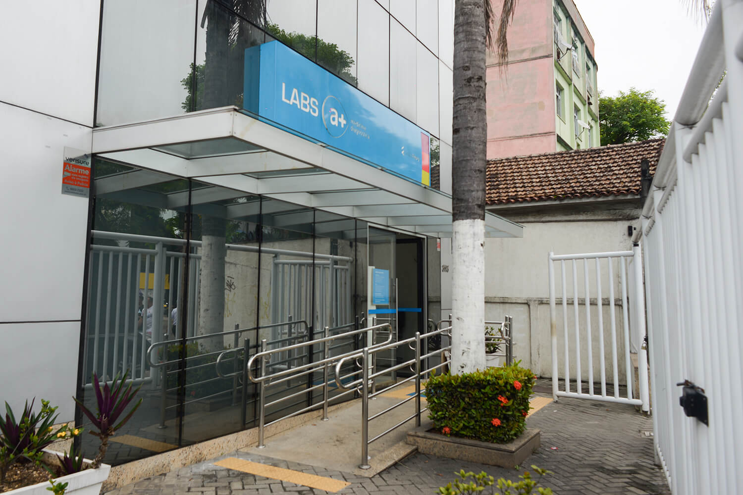 Bronstein Medicina Diagnóstica – Rio de Janeiro, Rua Dias da Cruz