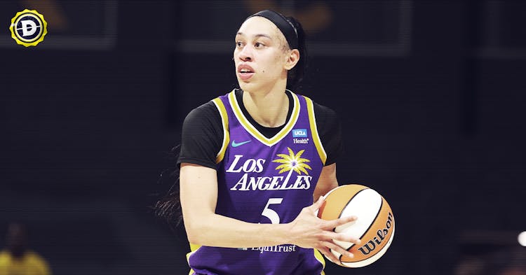 Dearica Hamby dictating the play for the Sparks.
