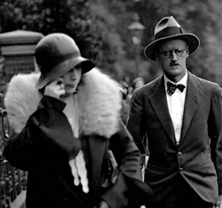 Leopold Bloom's Stroll Through Joyce's Dublin's gallery image