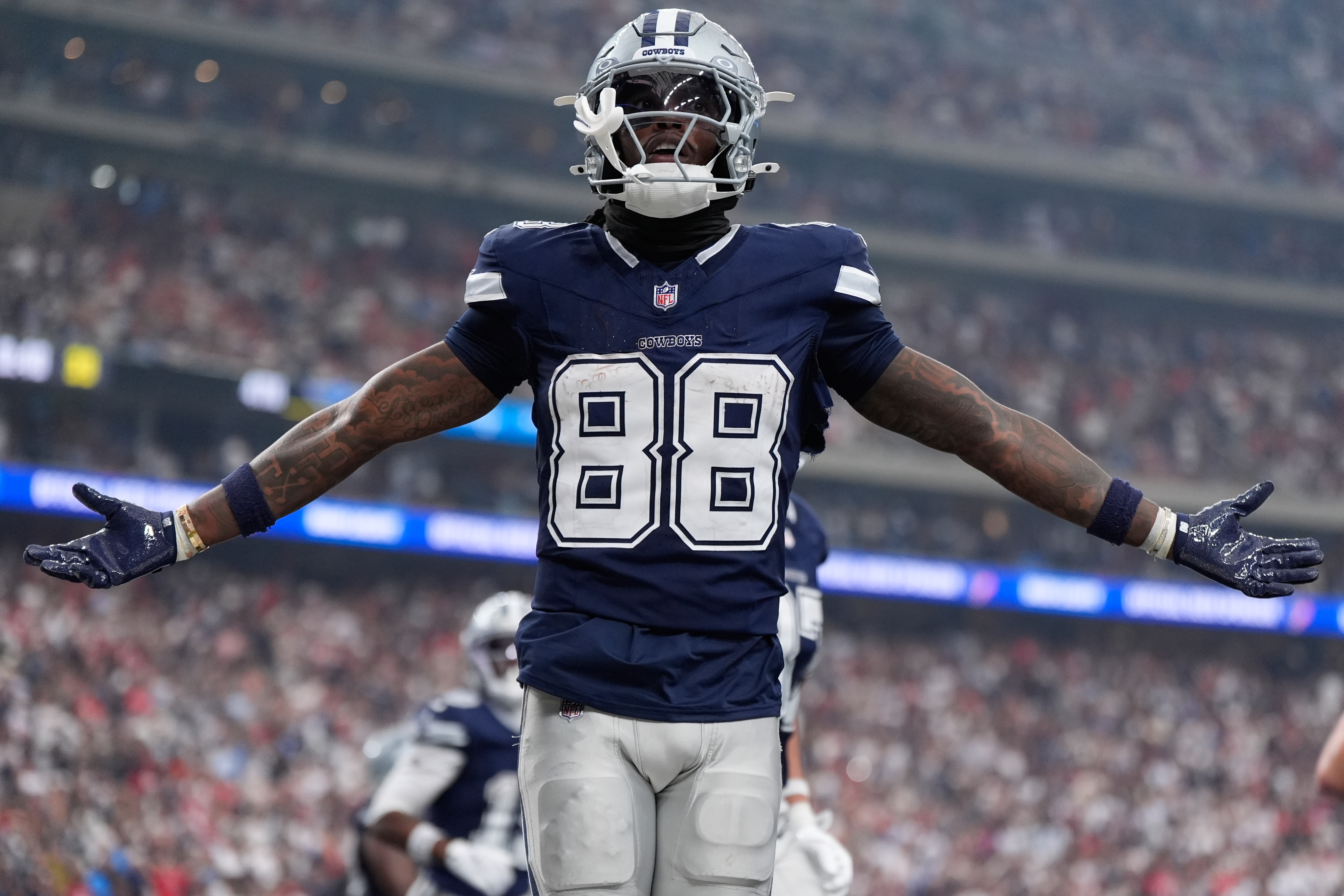 Prediction market vs. sportsbook promo codes for NFL Week 6 Sunday: Polymarket, Kalshi, DraftKings, FanDuel, Novig, Bet365, ProphetX and Underdog.