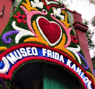 Frida Kahlo: Explore Her Life In The Coyoacan Neighborhood 's gallery image