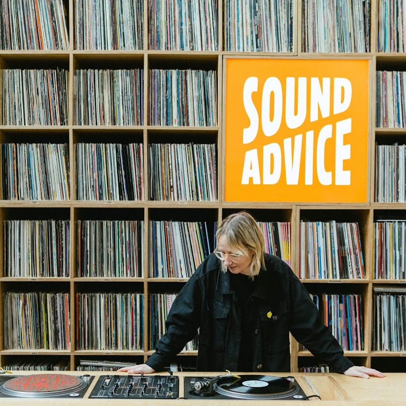 Neighbourhood Watch: Notes from Belfast w/ Marion Hawkes