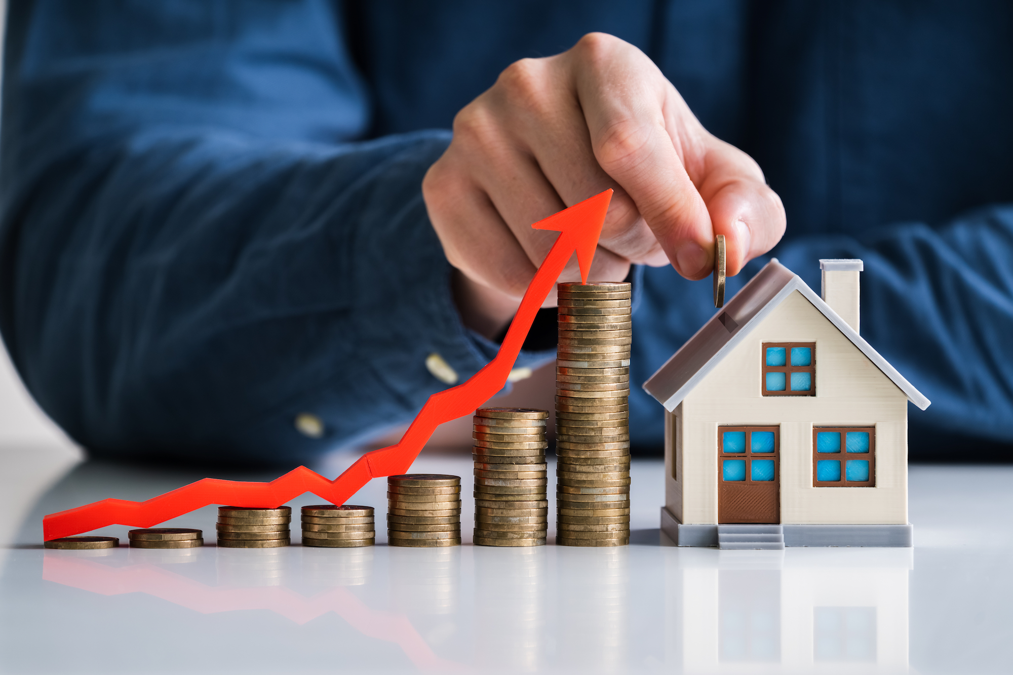 <12 Reasons to Invest in Real Estate>