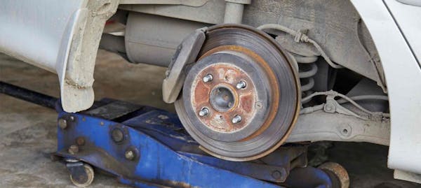 Quand changer les disques de frein de ma voiture ?