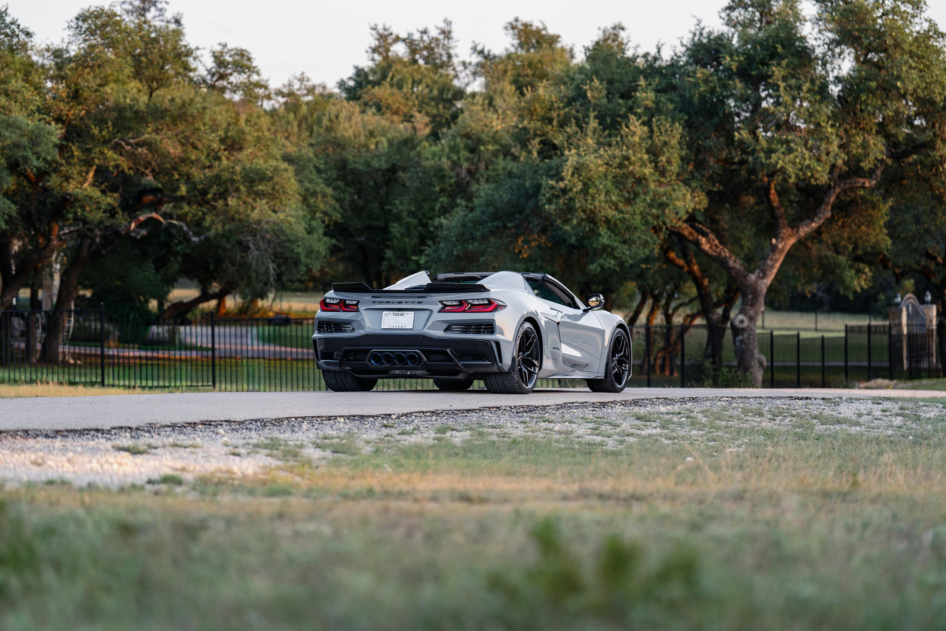 2025 Chevrolet Corvette Z06 in Sea Wolf Gray Tricoat in Dripping Springs, TX.