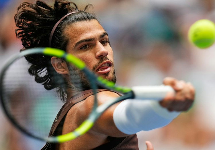 US Open tennis parlay betting strategy.