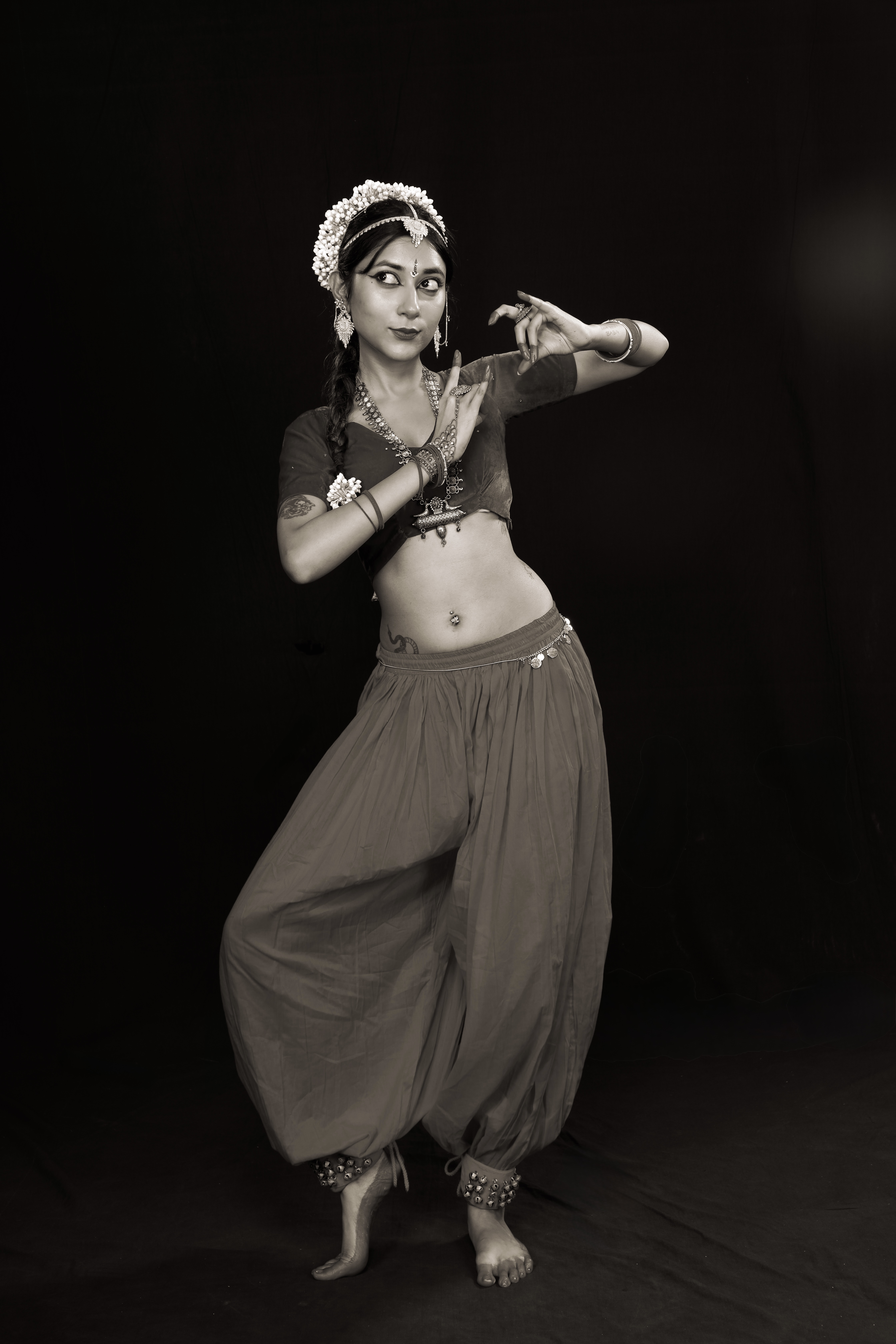 Global Wav: Bangladesh w/ Bhai Bhai Soundsystem, Nadia, Deepsteel & Aashnai