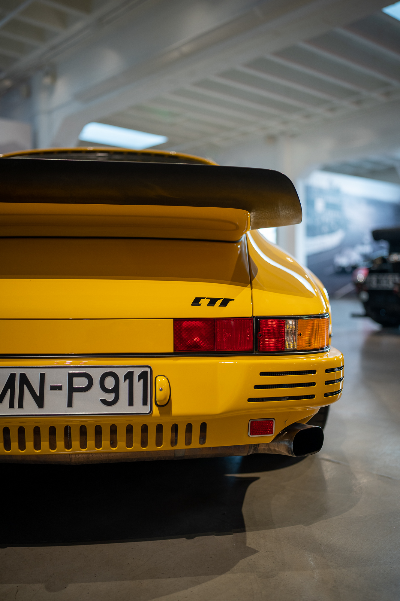 Rear end of a RUF Yellowbird