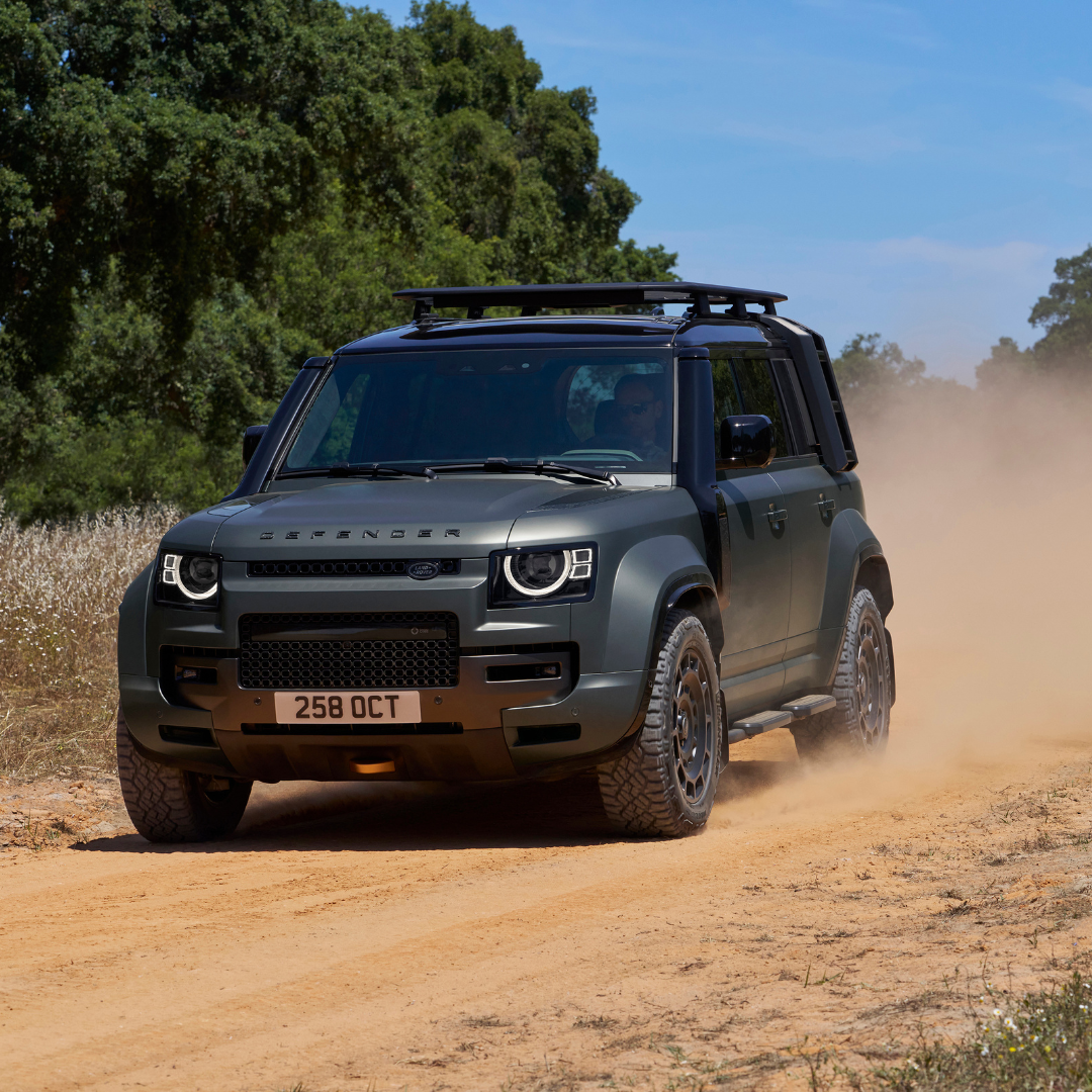 Ein Land Rover Defender.