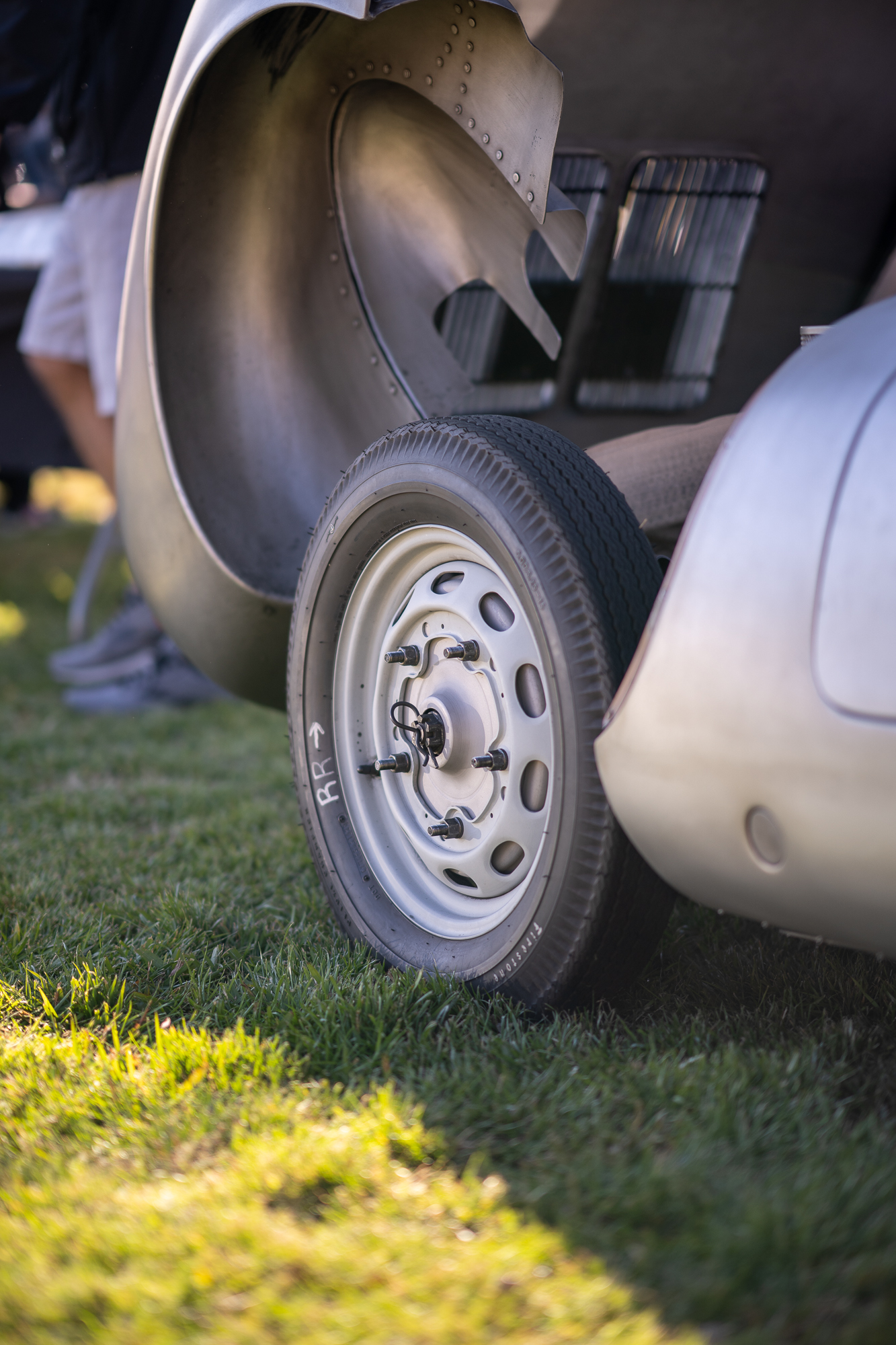 Rear wheel on a Porsche 550 Spyder