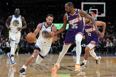 Curry and Durant news prompts experts to release new Warriors-Suns prediction and stat projections