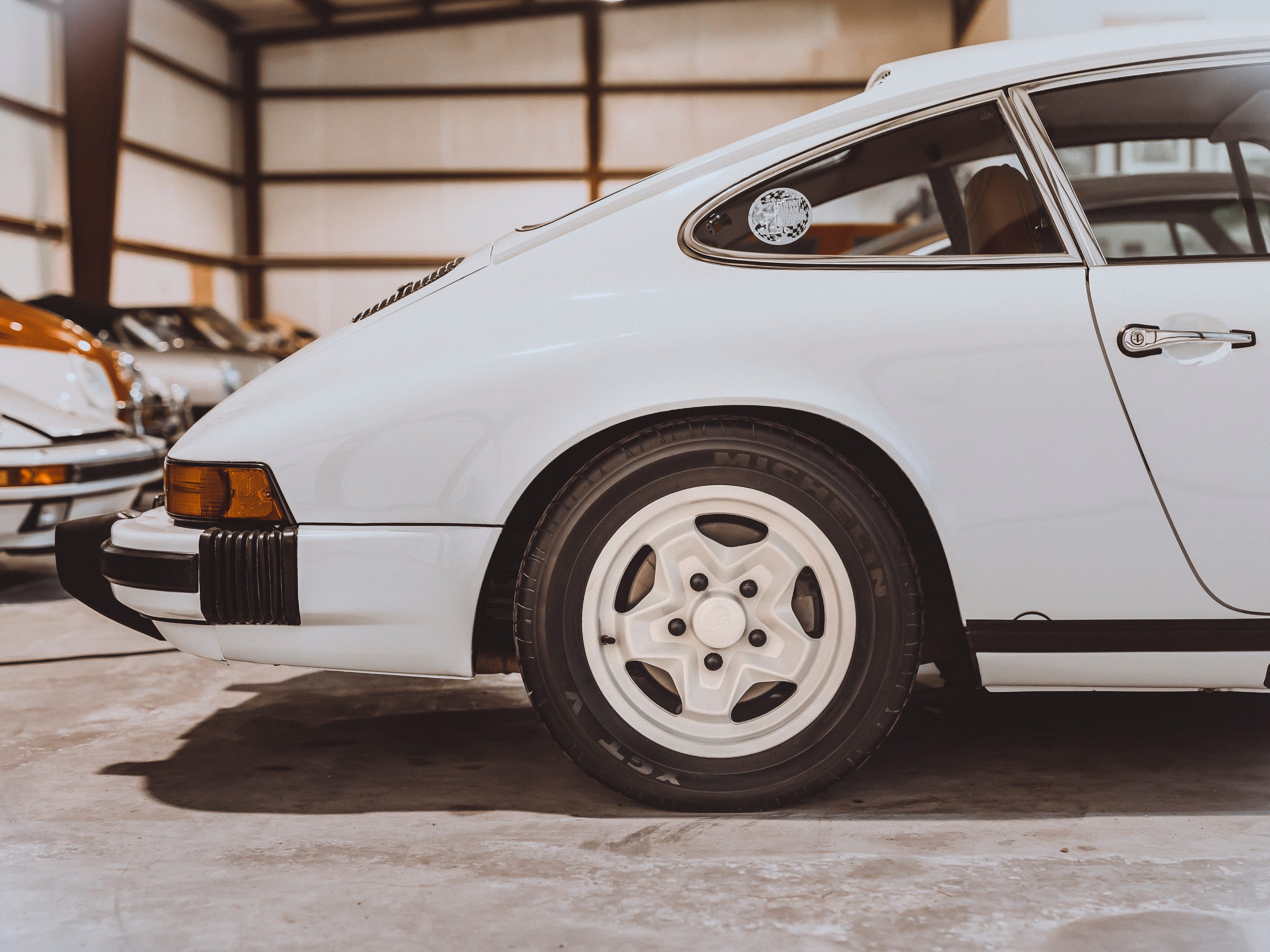 White 911 with white wheels.