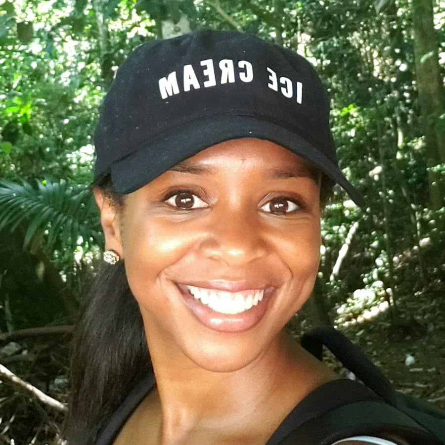 Photo of Dr. Maya Warren