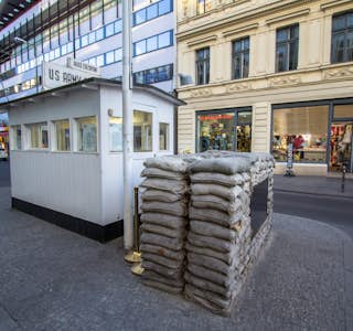 Cold War Berlin - Live Virtual Experience's gallery image