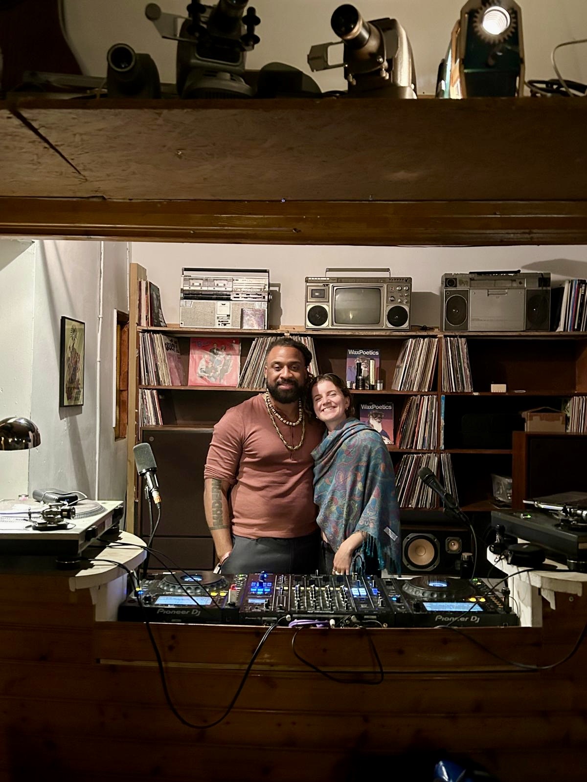 Live from Total Refreshment Centre: Neue Grafik & Serena Cesareo