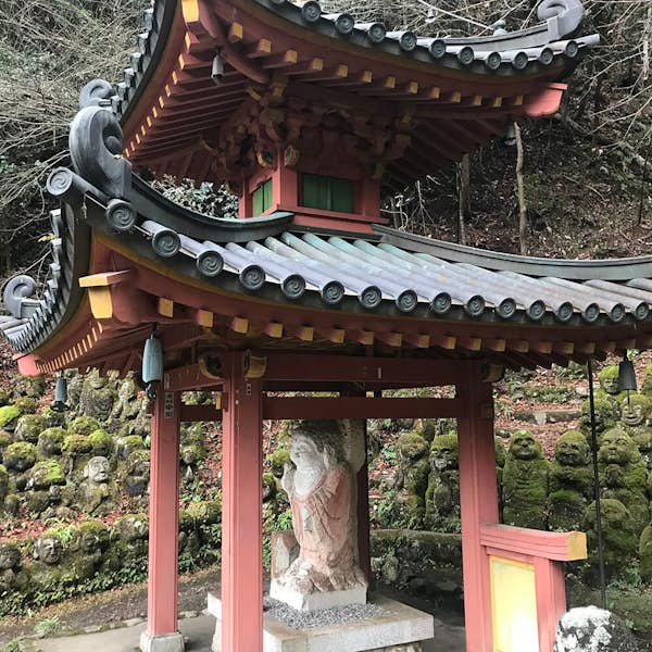 An Autumn Walk Among 1,200 Sacred Statues's main gallery image
