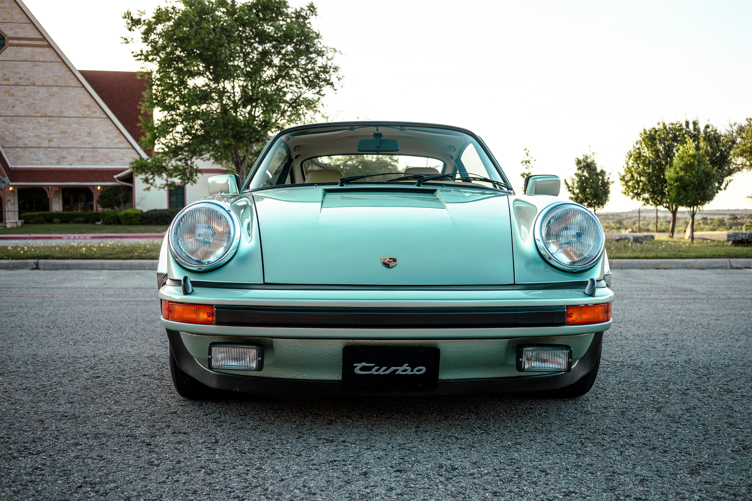 930 Turbo in Ice Metallic Green