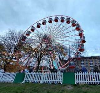 Edinburgh Christmas Market and Santa Grotto's gallery image