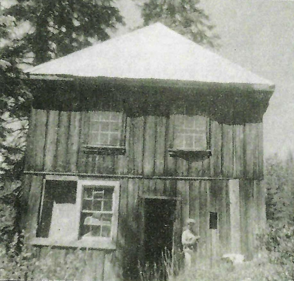 morrisonCabin.jpg