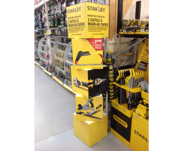 PLV dans un magasin de Bricolage