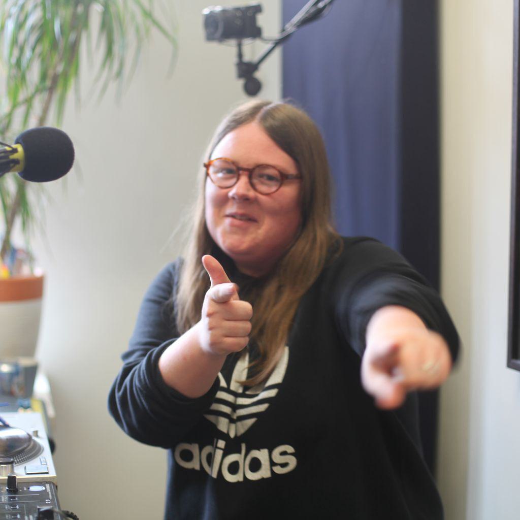 Emma-Jean Thackray // 28-08-19