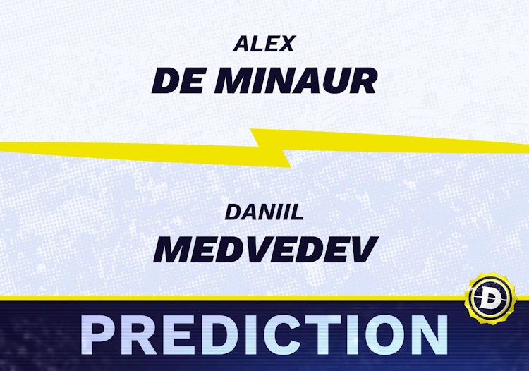 Alex de Minaur vs. Daniil Medvedev Prediction, Odds, Picks for French Open 2024