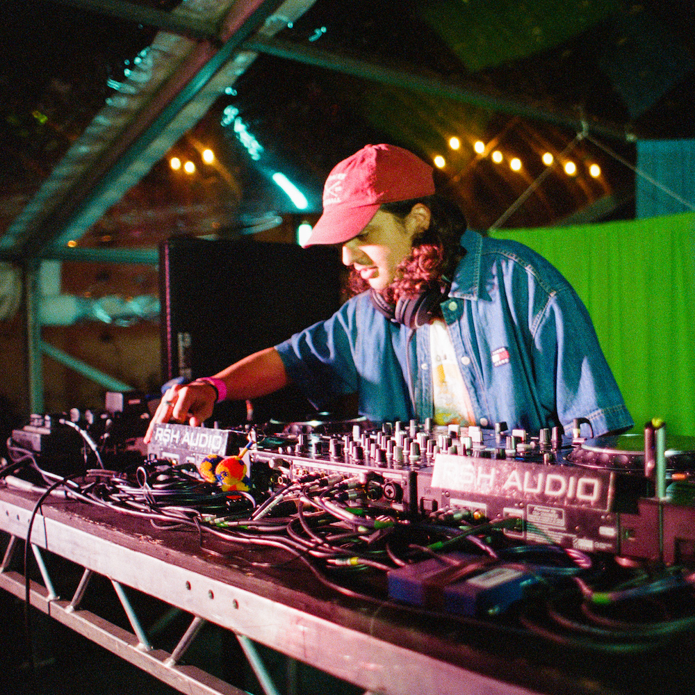 Far Corners curates: Papaoul