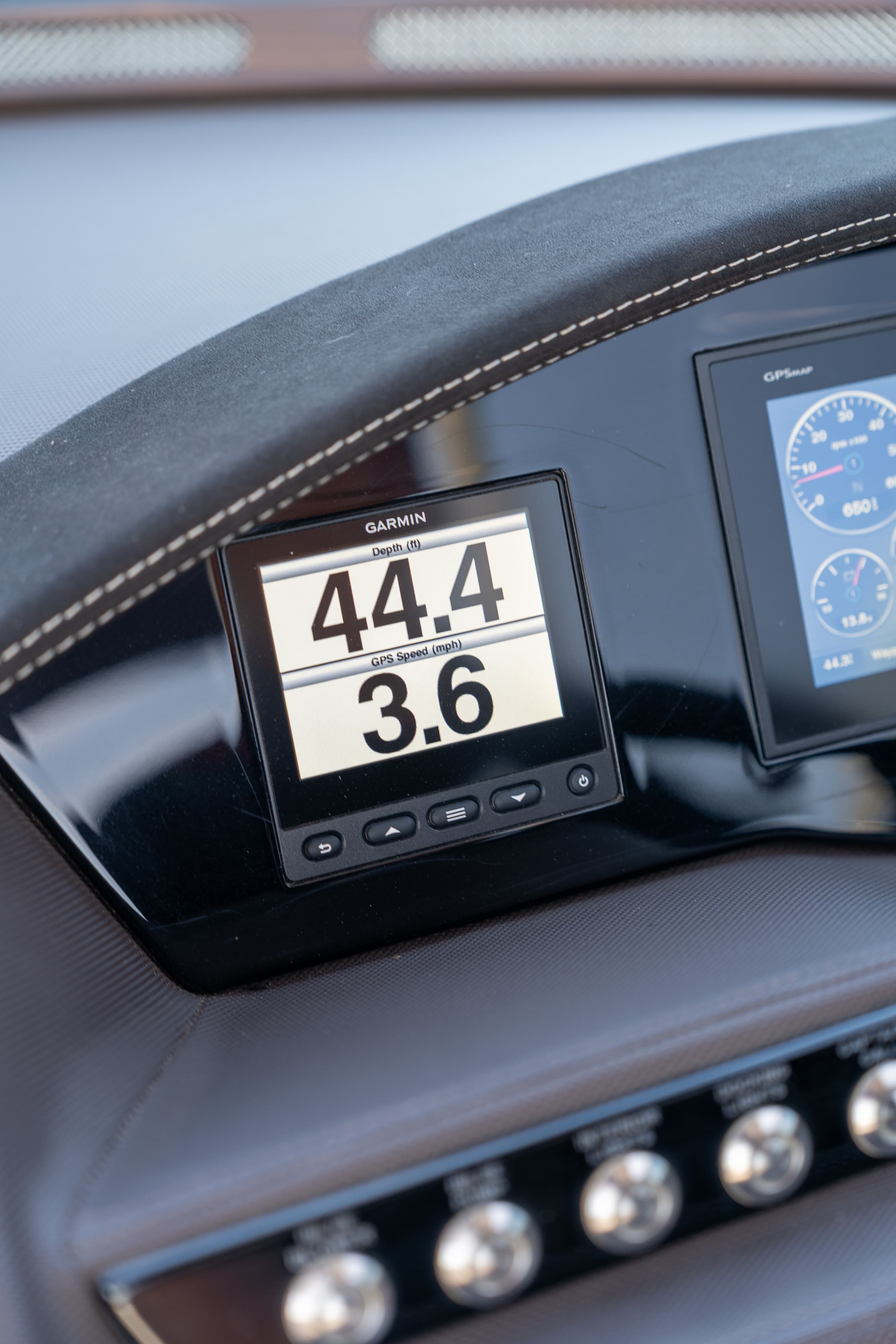 Garmin GPS in a 2018 Cobalt R7 Surf boat in Lakeway, TX.