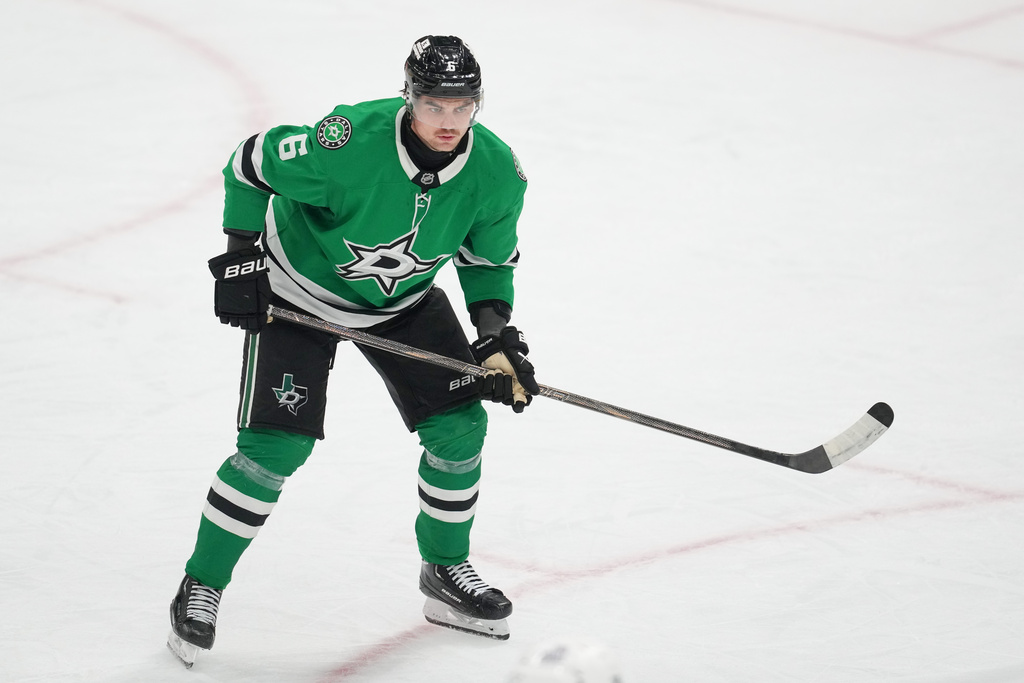 NHL player props today: Tuesday's best props include Lian Bichsel [11/25/2025]