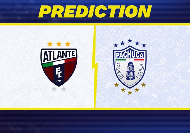 Atlante takes on Pachuca in Liga MX action.