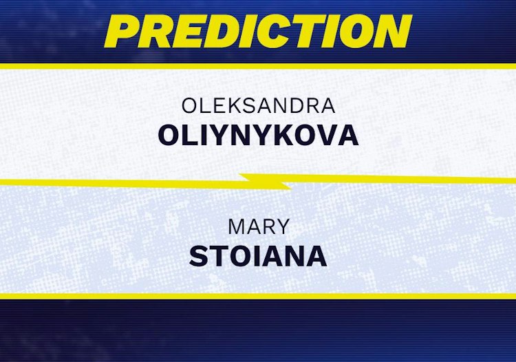 Oleksandra Oliynykova takes on Mary Stoiana in WTA Osaka action.