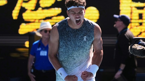 $300 DraftKings promo code upgraded for Shelton, Djokovic at Australian Open