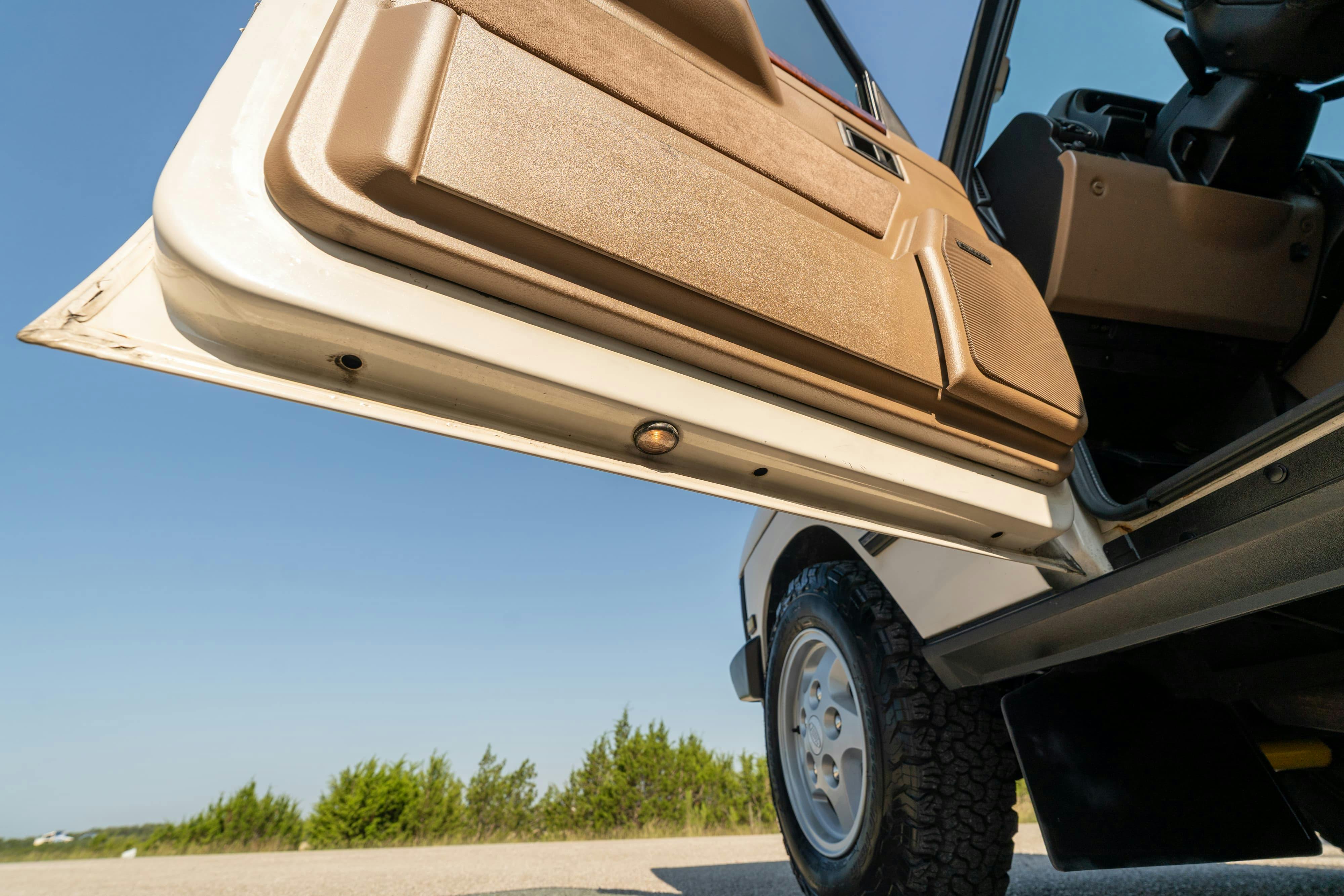 1995 White Land Rover Range Rover County Long Wheel Base in Austin, TX.