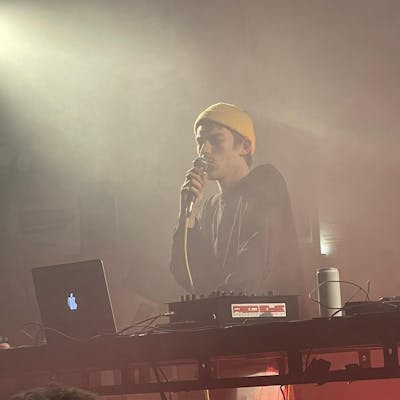 hHelfetica with 96 Back