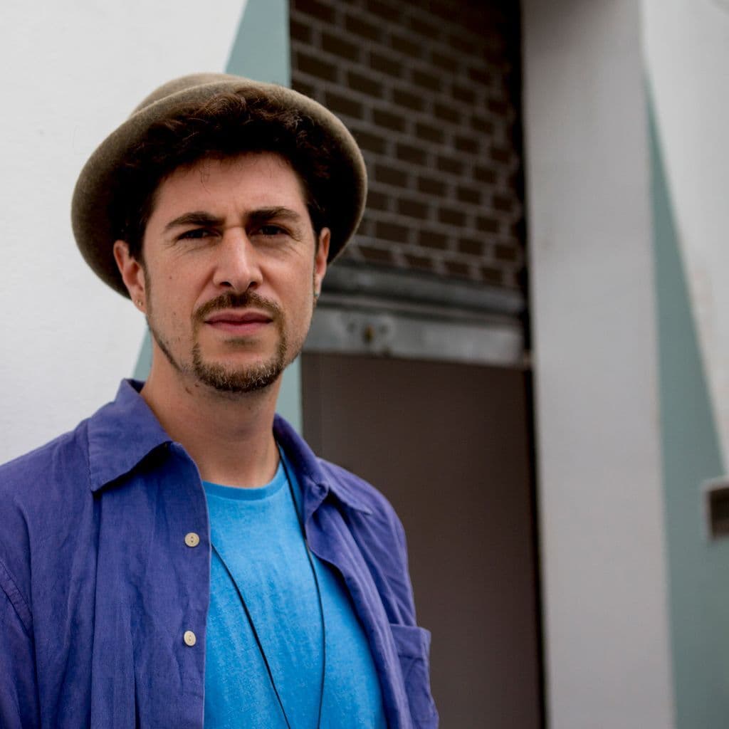 Paul White  // 27-10-16