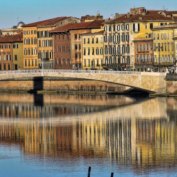 Exploring Pisa: A walk to the Leaning Tower's main gallery image