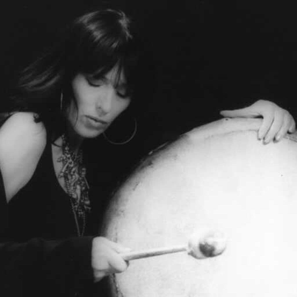 Time Capsule: Introducing Gabrielle Roth & The Mirrors // 13-03-21