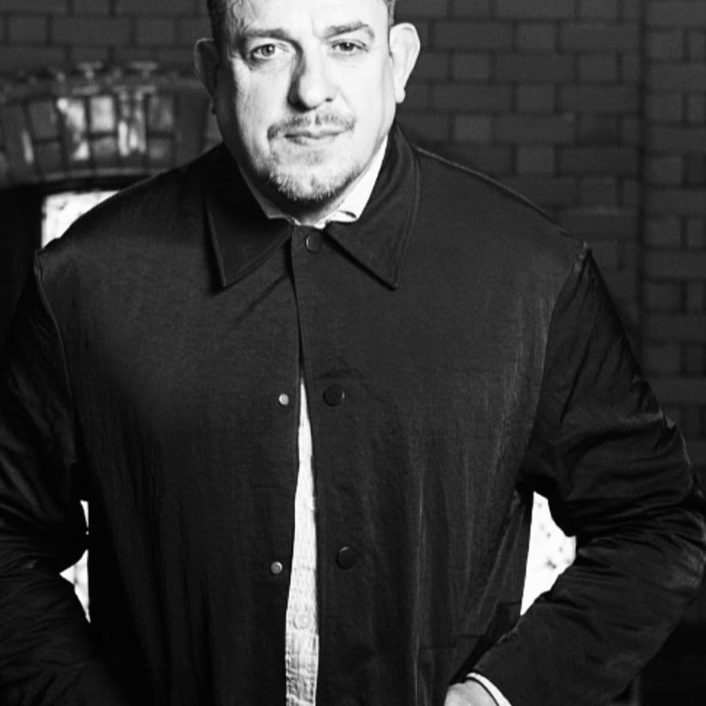 Luke Una // 16-10-20