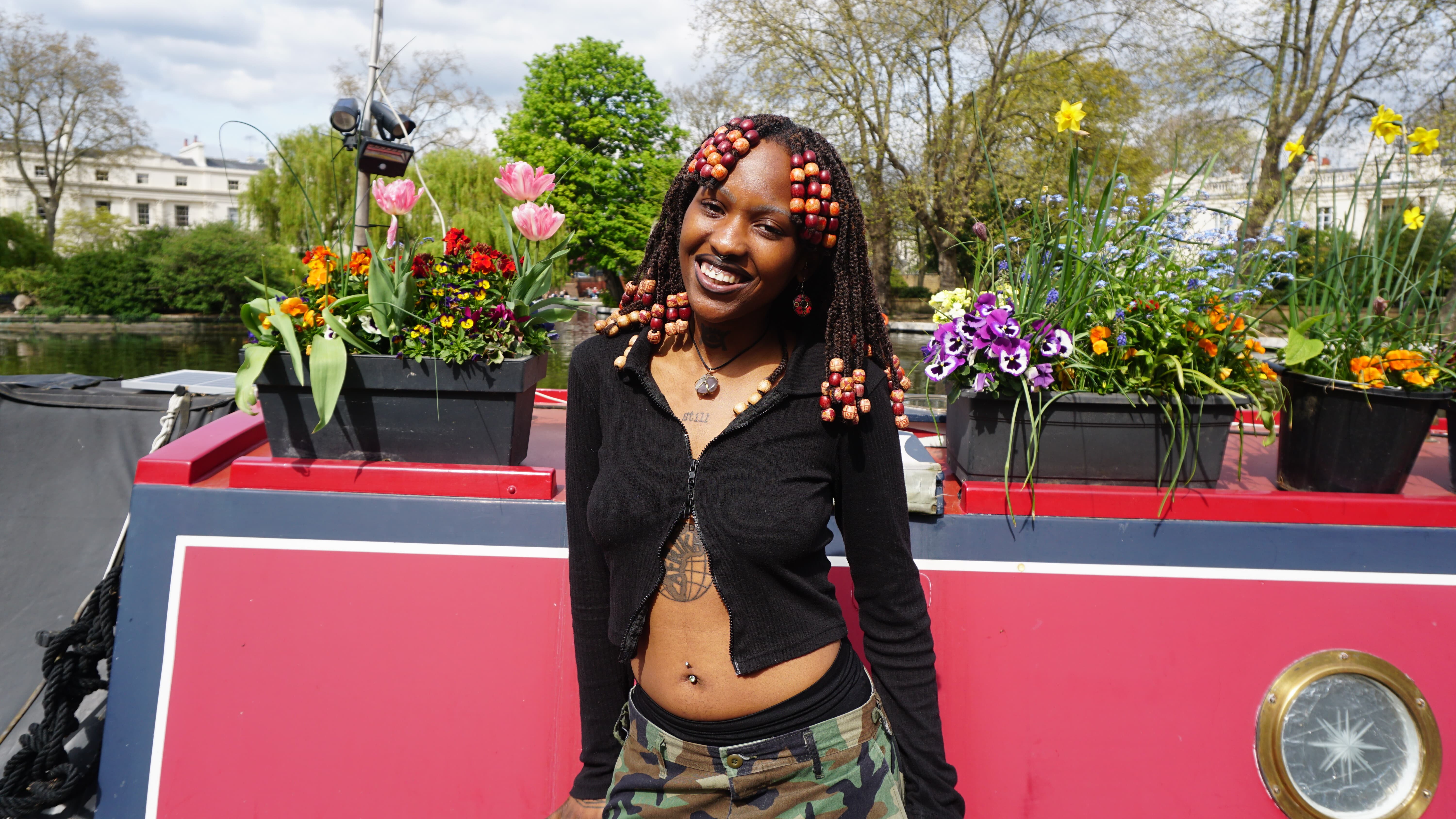 muva of Earth: stillness Roots within