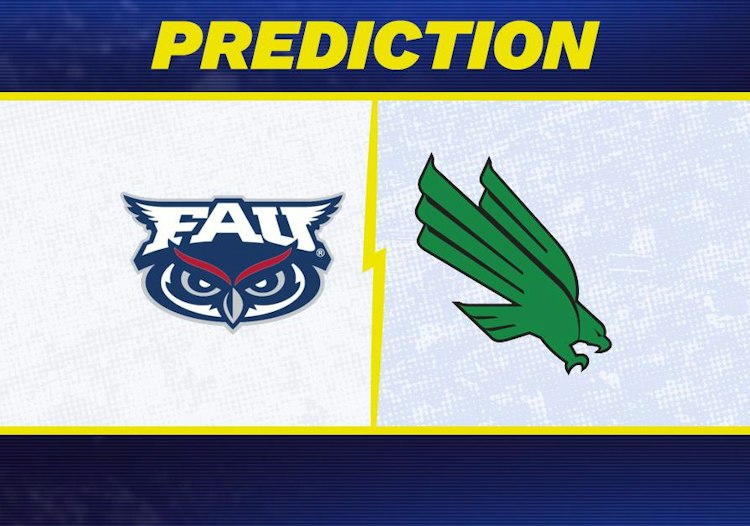 Florida Atlantic takes on North Texas in College Football action.