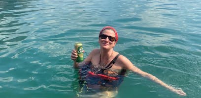 Solo, Not Sorry: Why Travelling Alone (with a Bunch of Strangers) Might Just Be the Best Damn Thing You Ever Do