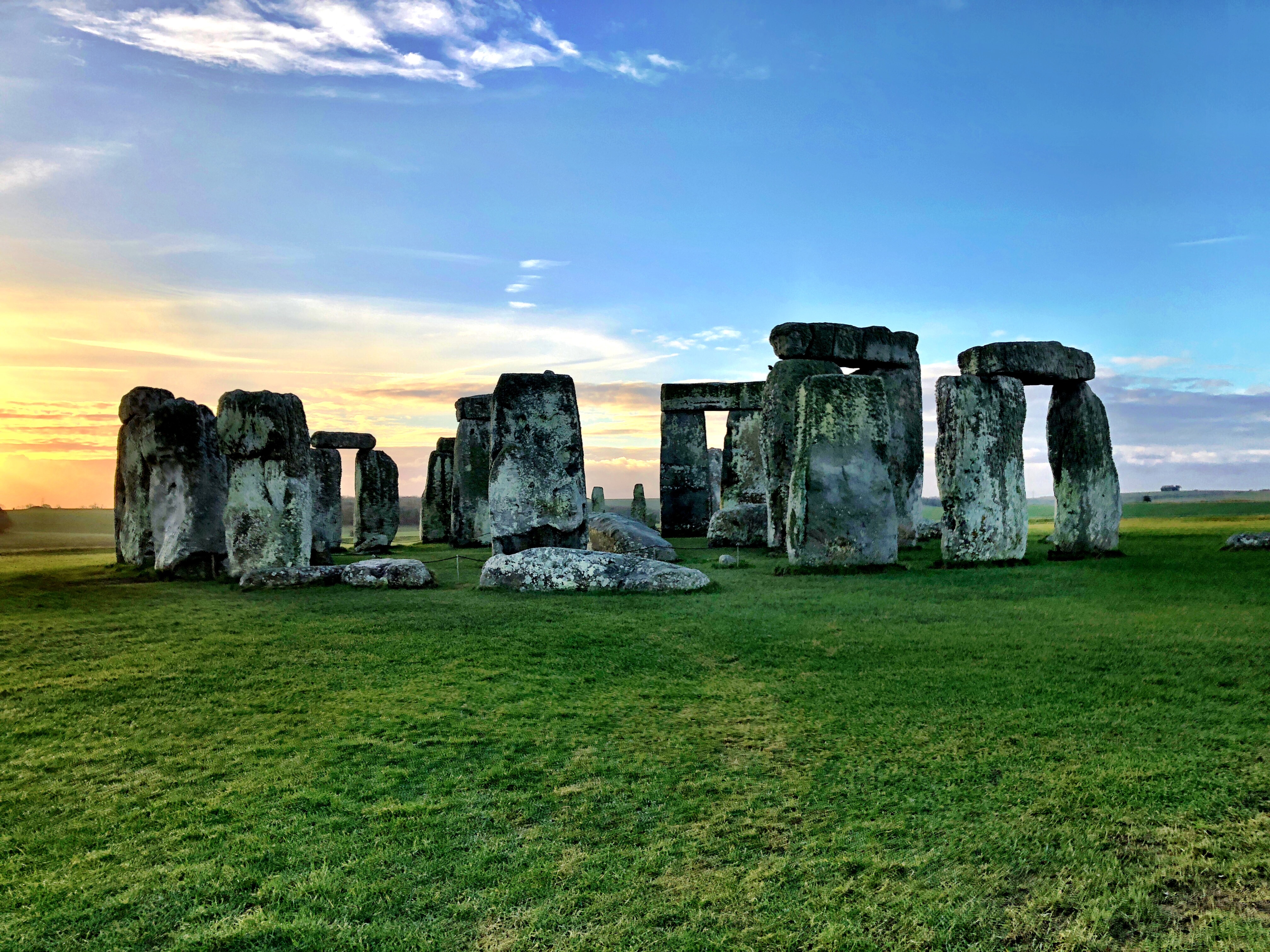 More uk. Стоунхендж Англия. Кромлех Стоунхендж Англия. Стоунхендж, графство Уилтшир, Англия. 6. Стоунхендж (Англия).