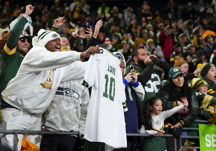 Fanatics Sportsbook Promo Code for Free NFL Jersey.