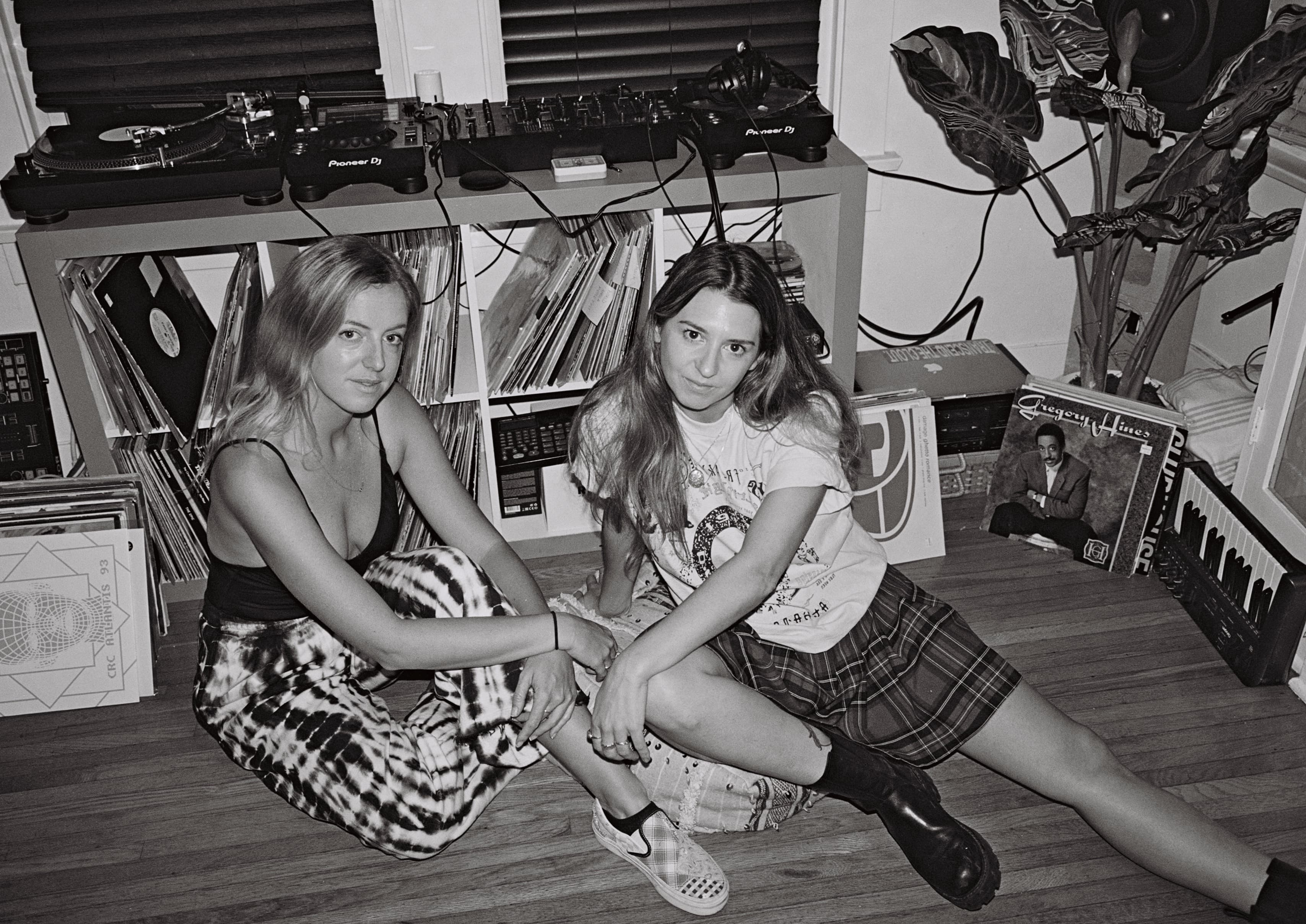 The Full Friday Service: SOS Music