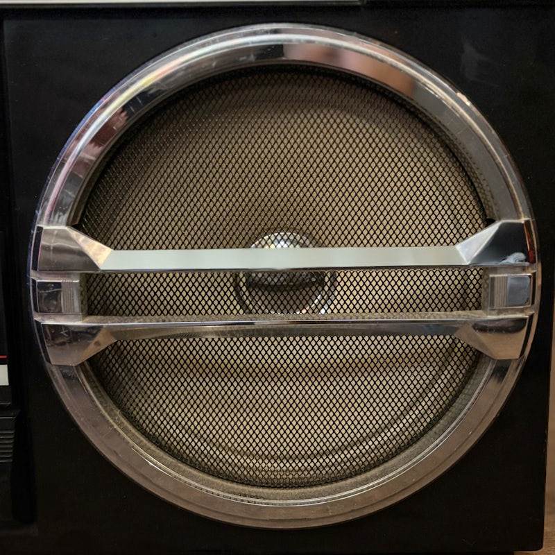 Looking for the Perfect Radio: Batida